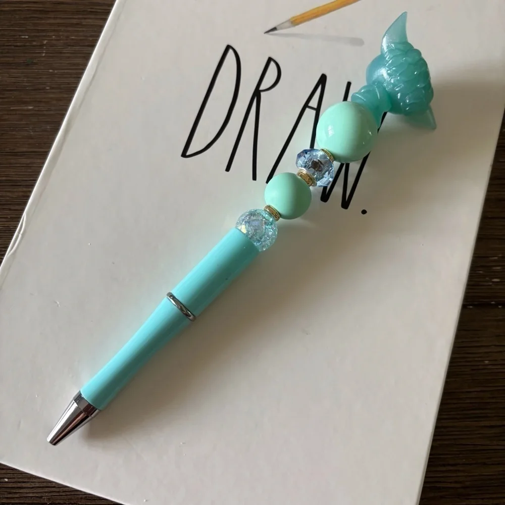 Disney Doorables: Star Wars: Yoda handmade beaded pen